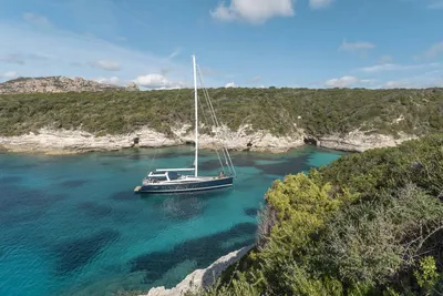 2025 Jeanneau JEANNEAU YACHTS 65