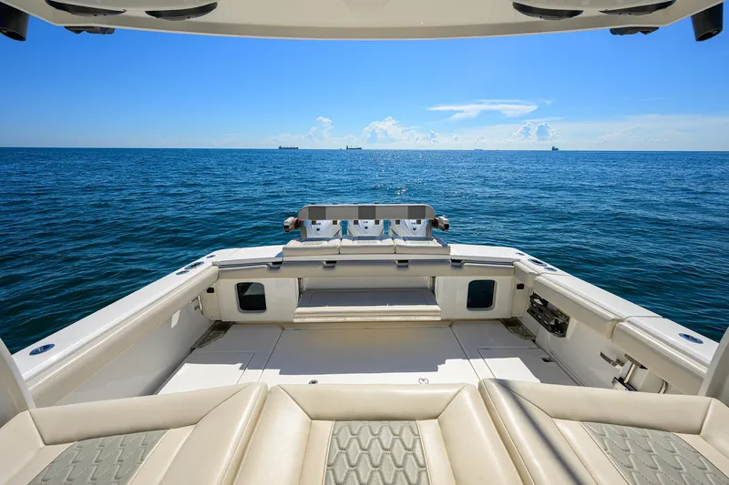 41 Solace 2021 Yacht Photos Pics 