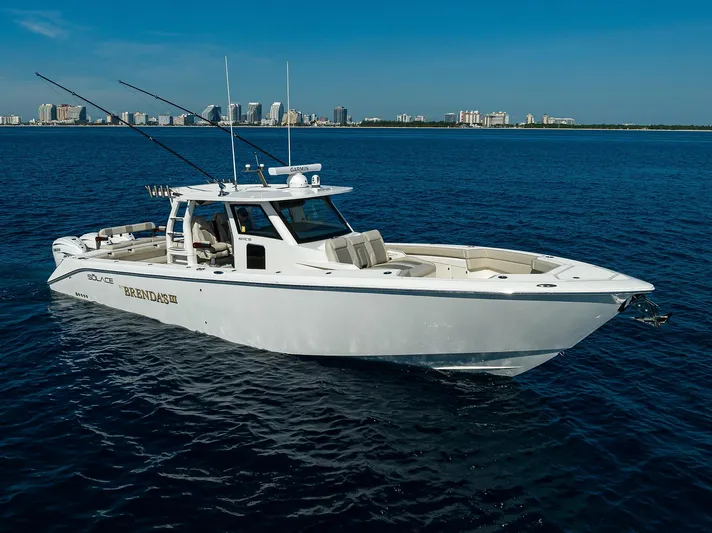 41 Solace 2021 Yacht Photos Pics Solace 41 - Exterior Profile