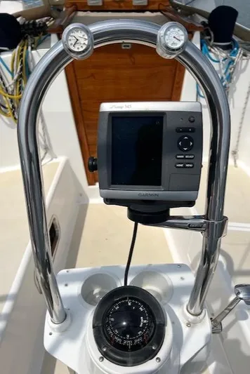 Force 10 Yacht Photos Pics Steering console of 2008 Tartan 3400 with Garmin GPS and compass.