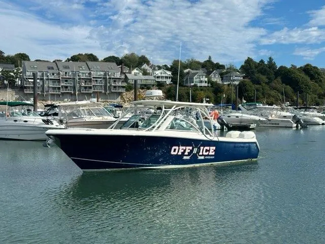 Off Ice Yacht Photos Pics 