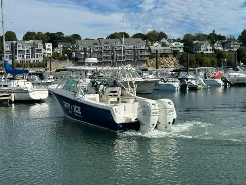 Off Ice Yacht Photos Pics 