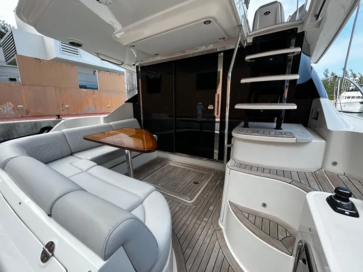 Locos Y Libres 2017 Sea Ray 510 Fly @ Cancun Yacht Photos Pics 