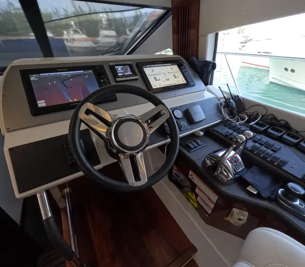 Locos Y Libres 2017 Sea Ray 510 Fly @ Cancun Yacht Photos Pics 