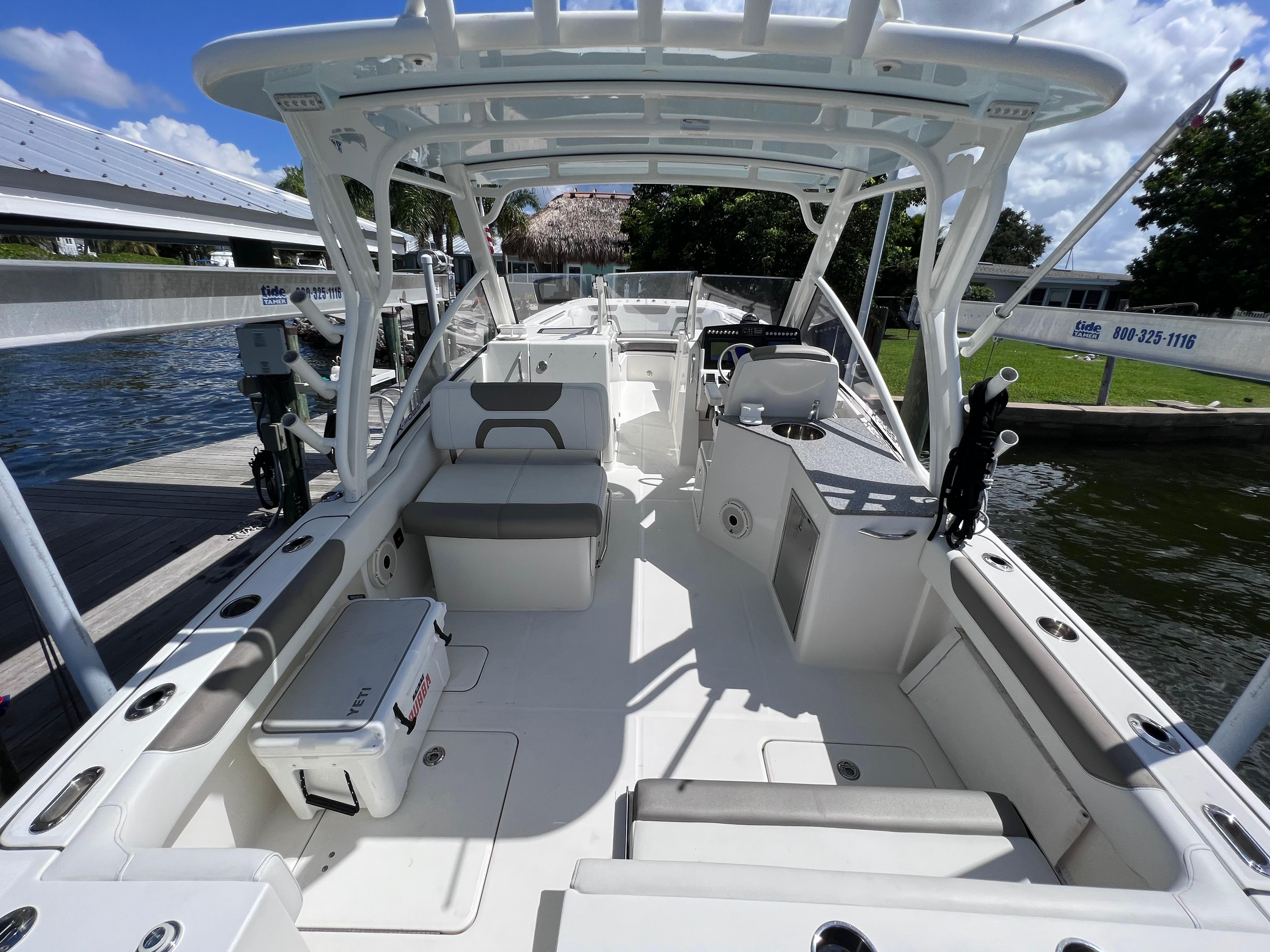 2020 World Cat 280 DC-X JOYSTICK Bowrider for sale - YachtWorld