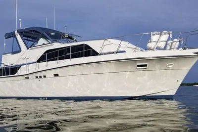 Chris-Craft Catalina 381