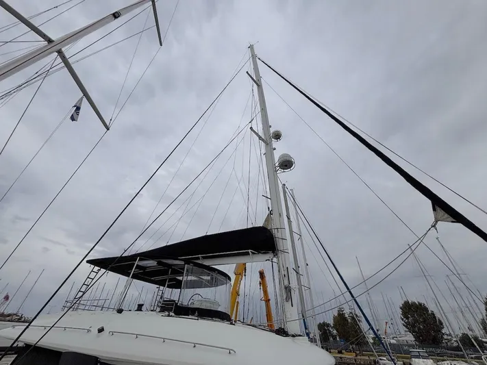 Avra Yacht Photos Pics Lagoon 560 S2