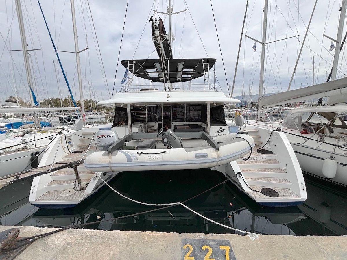 2014 Lagoon 56 
