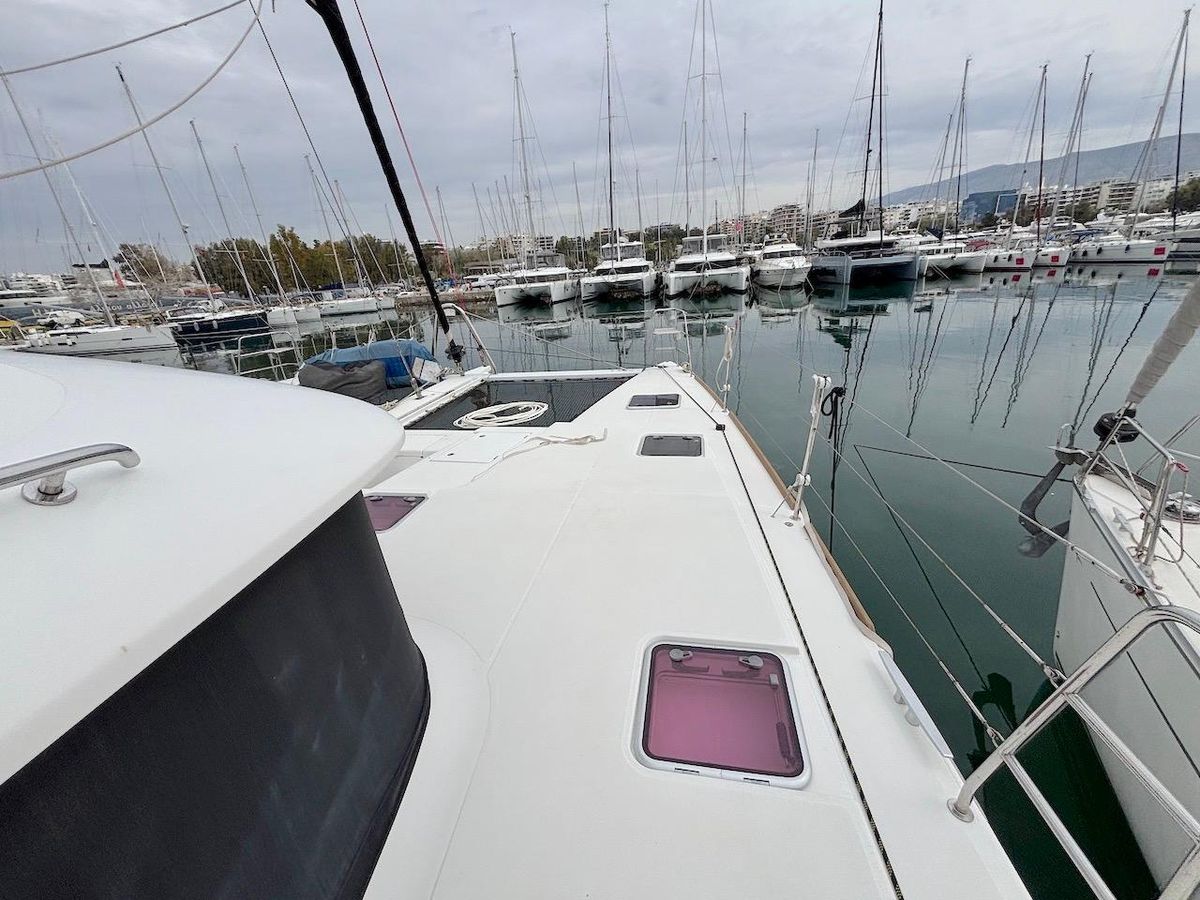 2014 Lagoon 56 