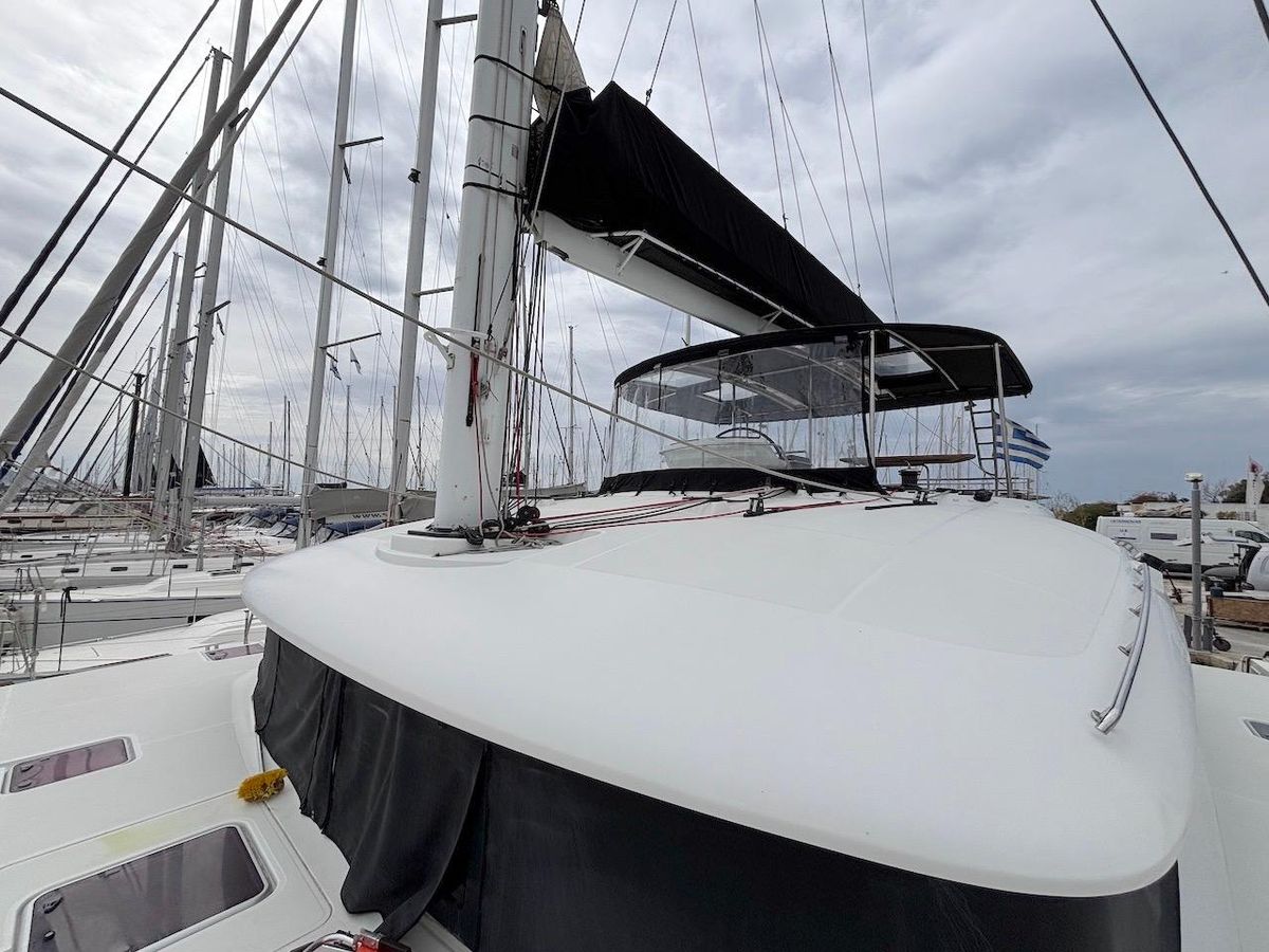 2014 Lagoon 56 