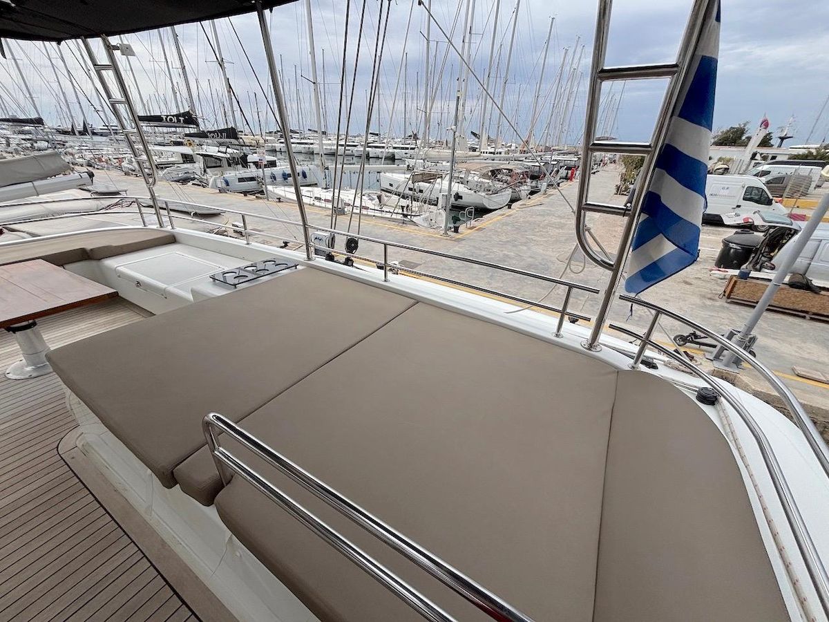 2014 Lagoon 56 