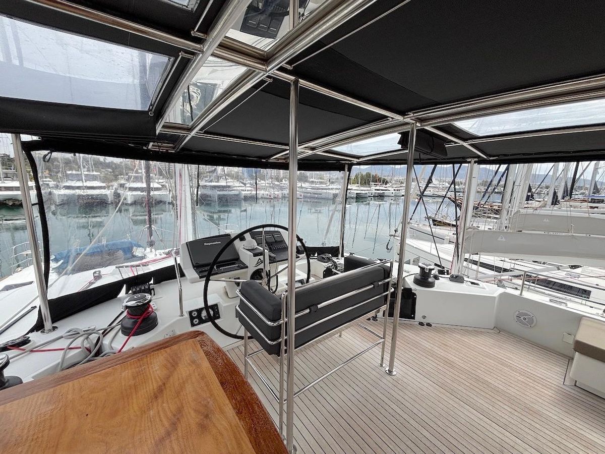 2014 Lagoon 56 
