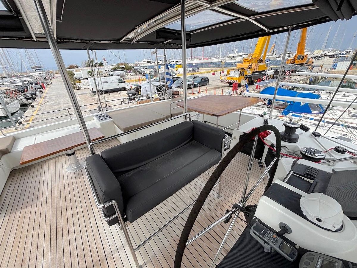 2014 Lagoon 56 