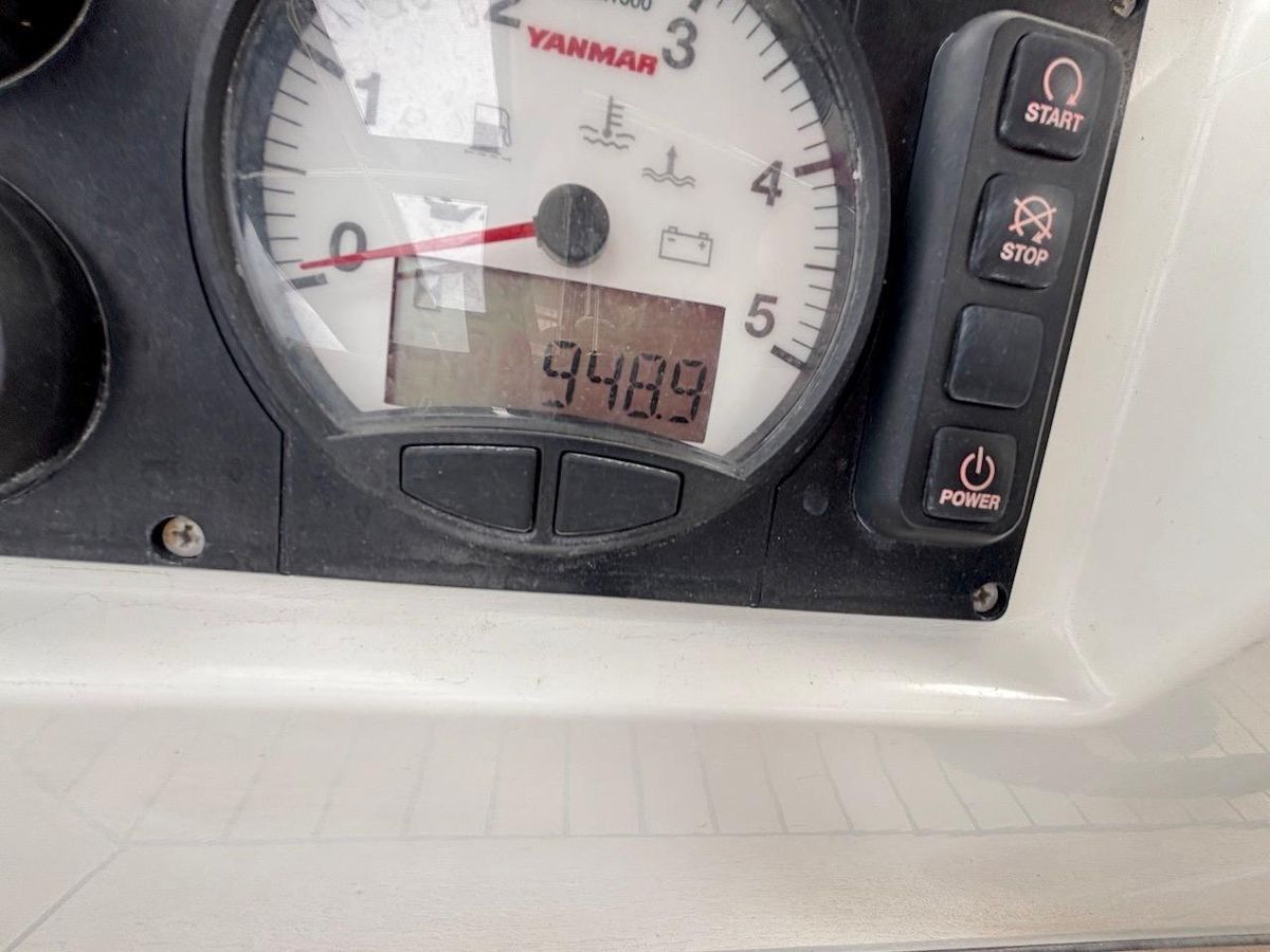 2014 Lagoon 56 