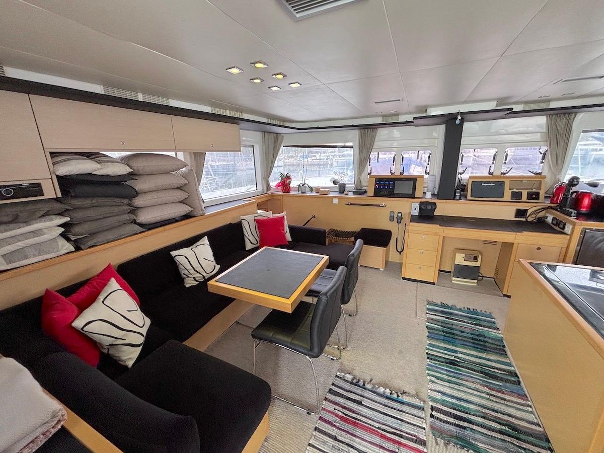 2014 Lagoon 56 