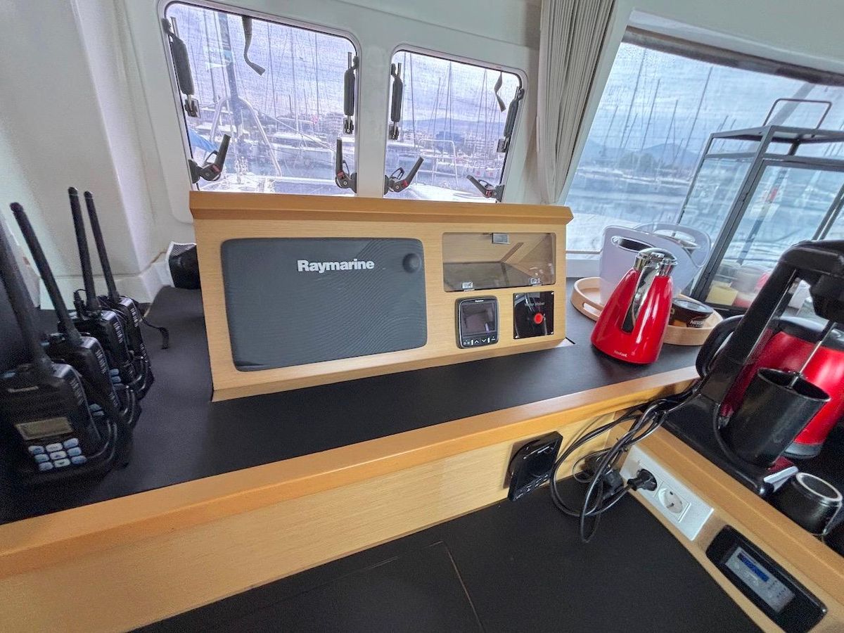 2014 Lagoon 56 