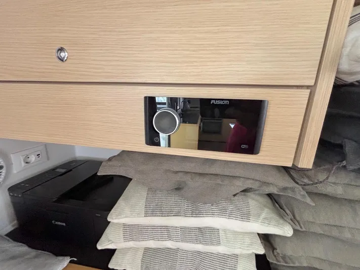 Avra Yacht Photos Pics 