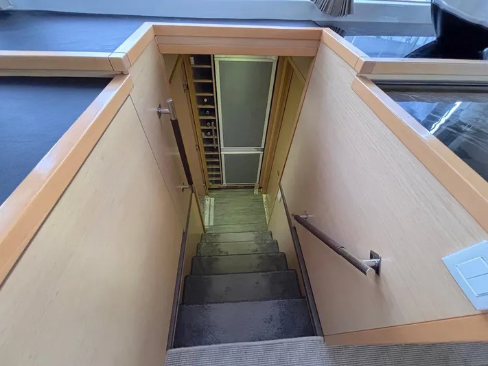 Avra Yacht Photos Pics 