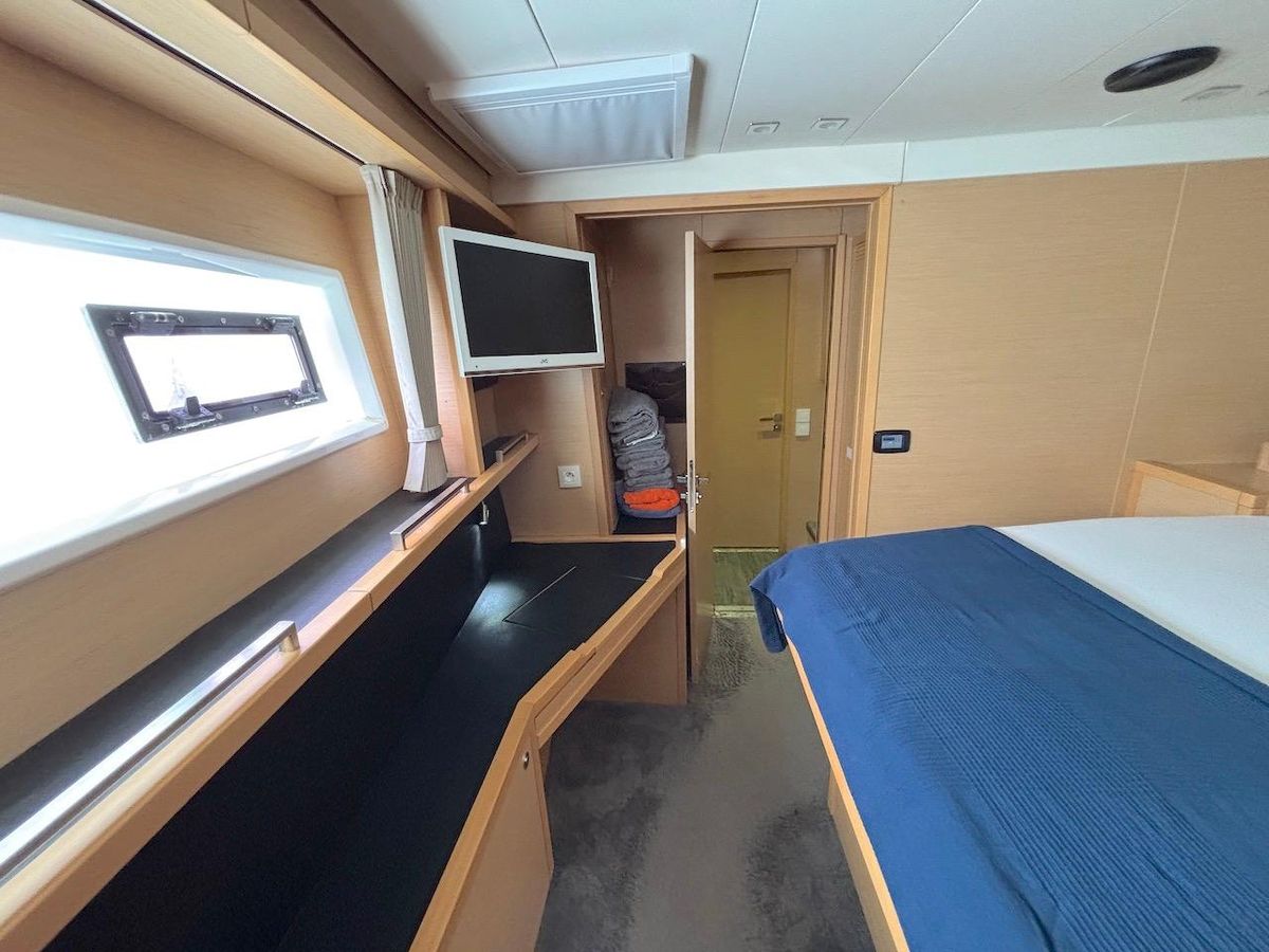 2014 Lagoon 56 