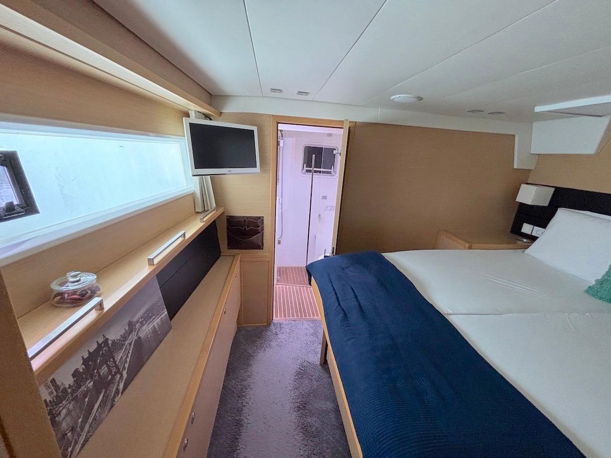 2014 Lagoon 56 