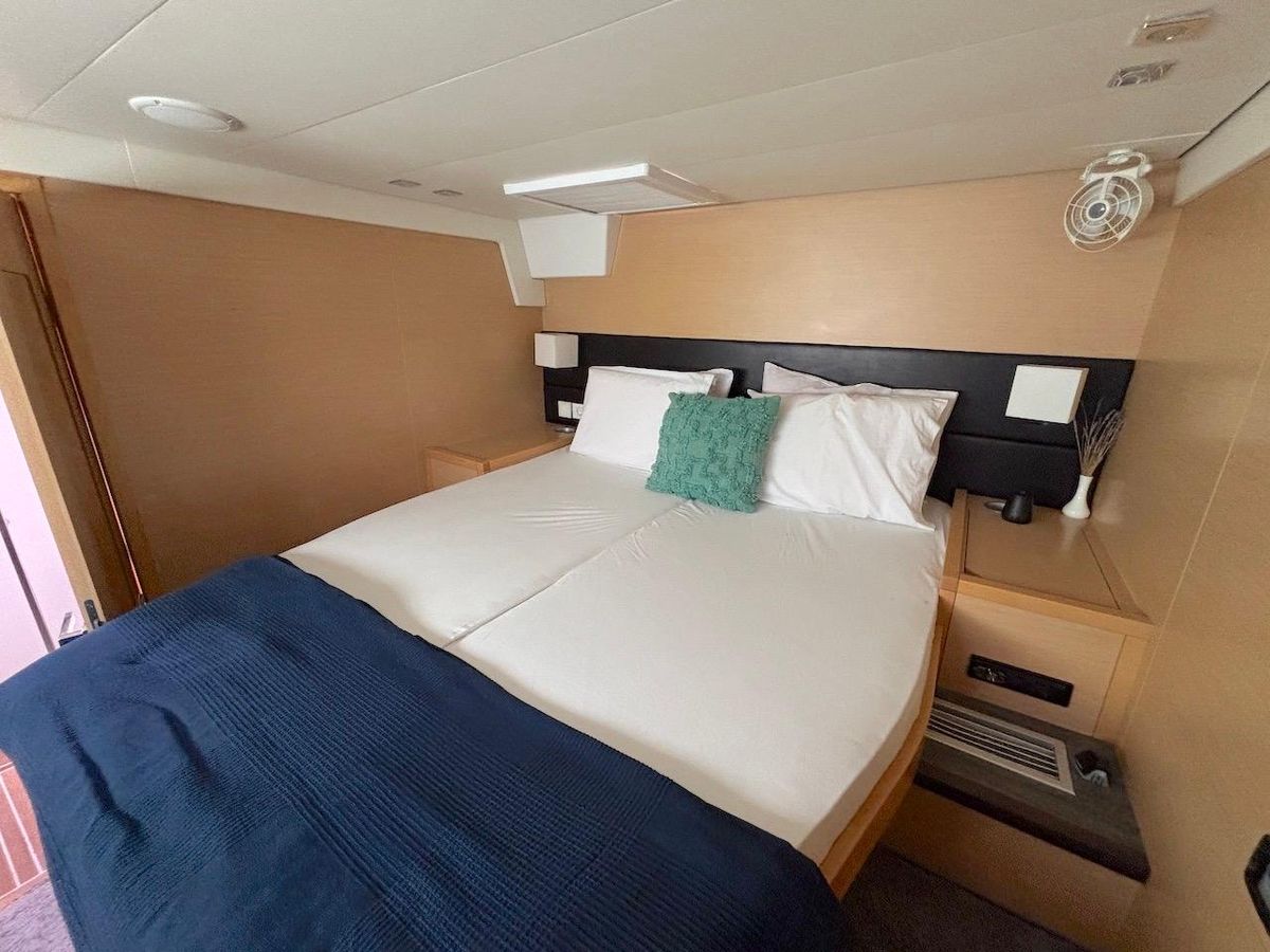2014 Lagoon 56 