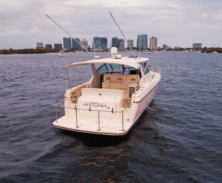 1998 Tiara Yachts 4000 Express