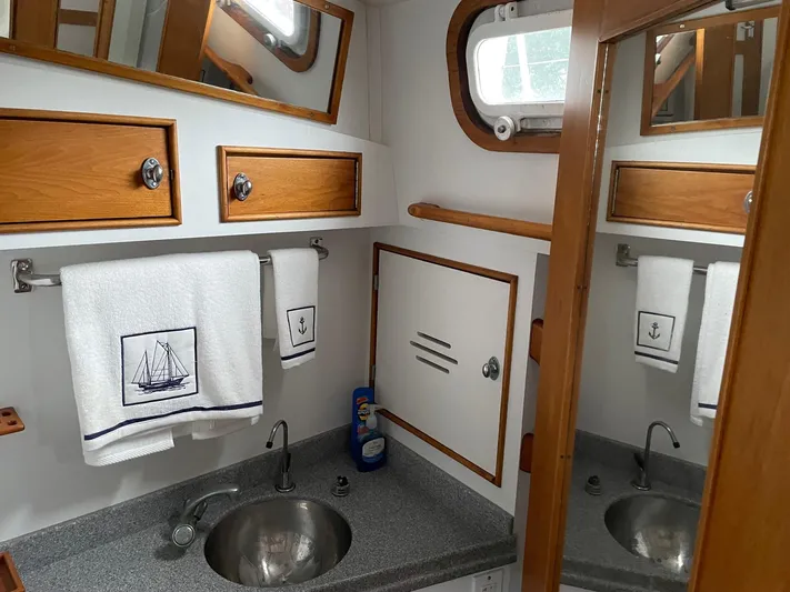 Paquet Yacht Photos Pics 