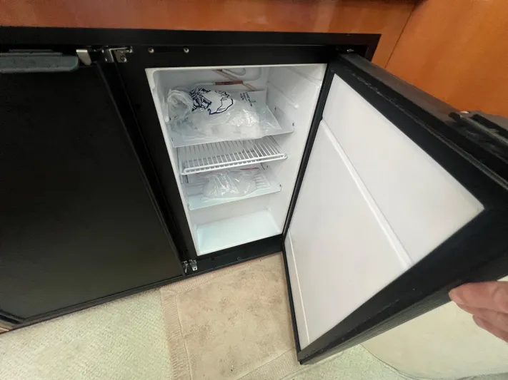 Somora Dis Yacht Photos Pics 