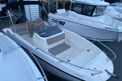 2023 Quicksilver Activ 605 Open