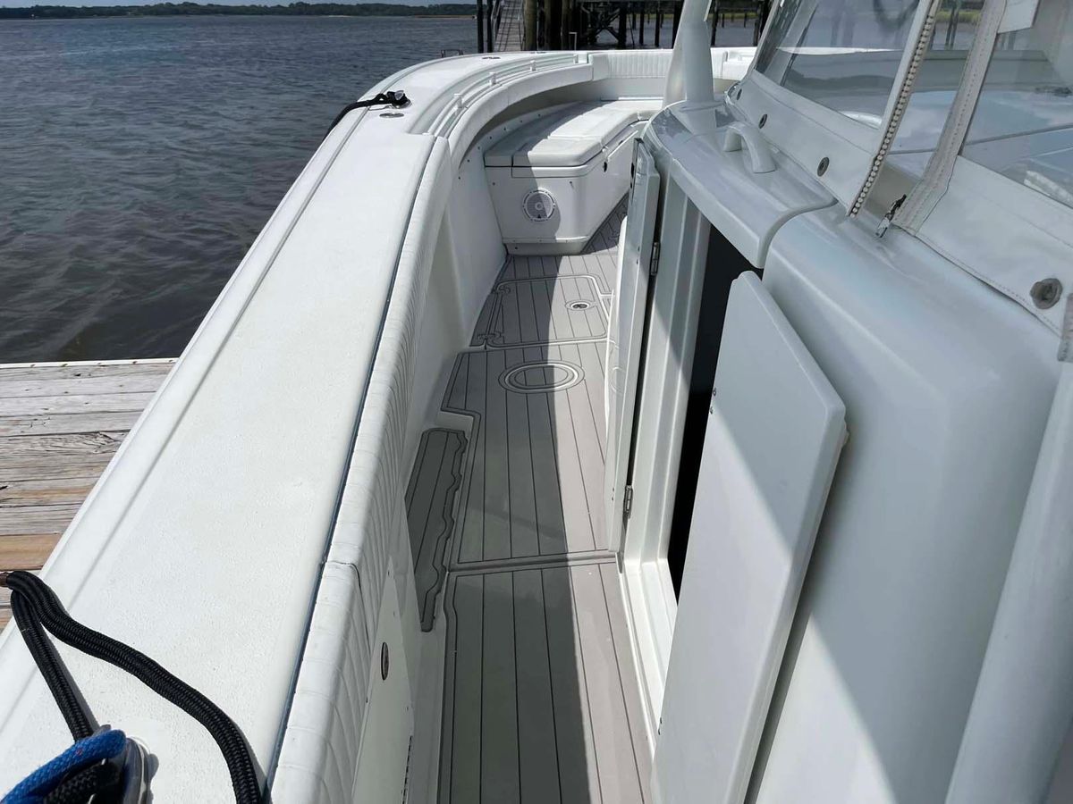 2014 Yellowfin 42 