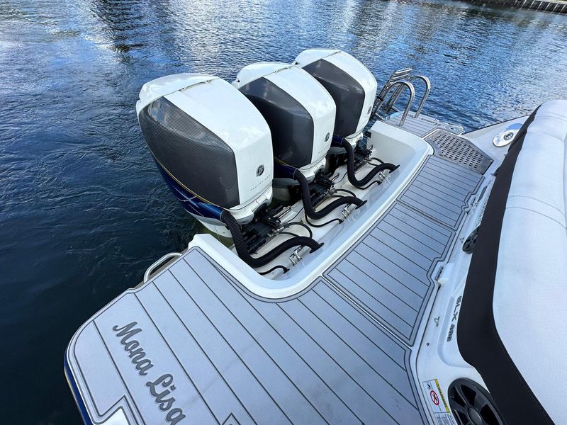 2019 Sea Ray 400 SLX OB