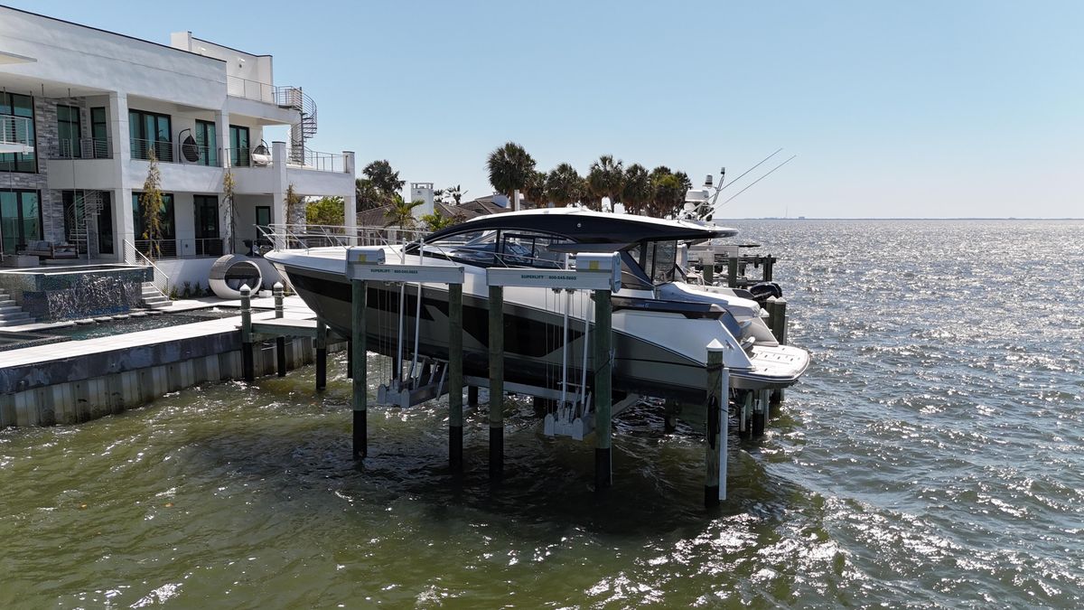 2023 Beneteau 48 
