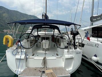 2017 Jeanneau Sun Odyssey 519