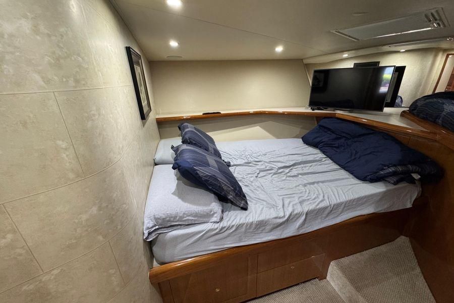 2002 Viking 61 