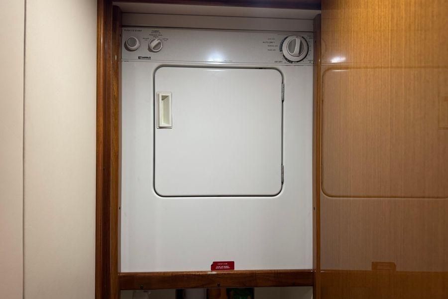 2002 Viking 61 