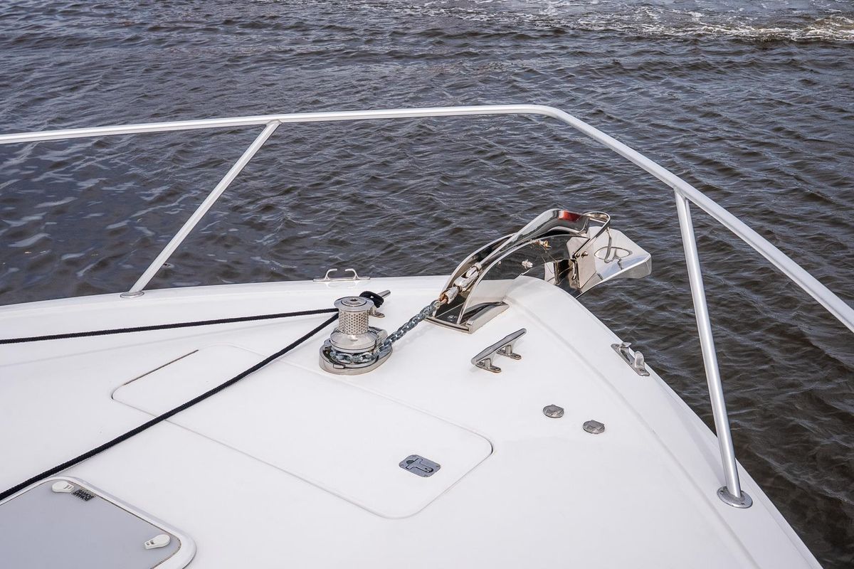 2002 Viking 61 