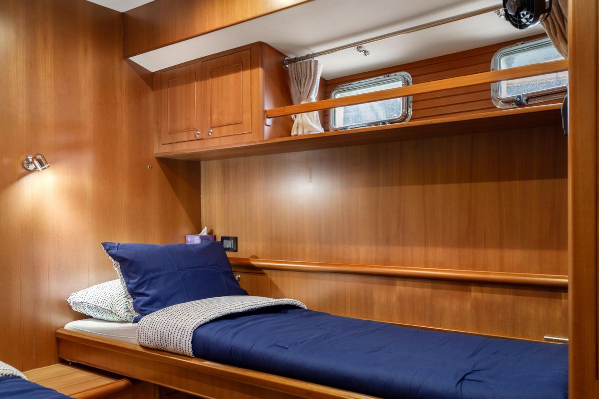 2016 North Pacific 49 