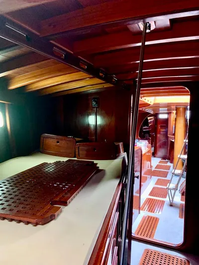 Van Ki Pass Yacht Photos Pics 