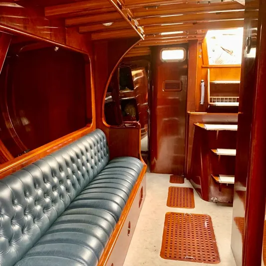 Van Ki Pass Yacht Photos Pics 