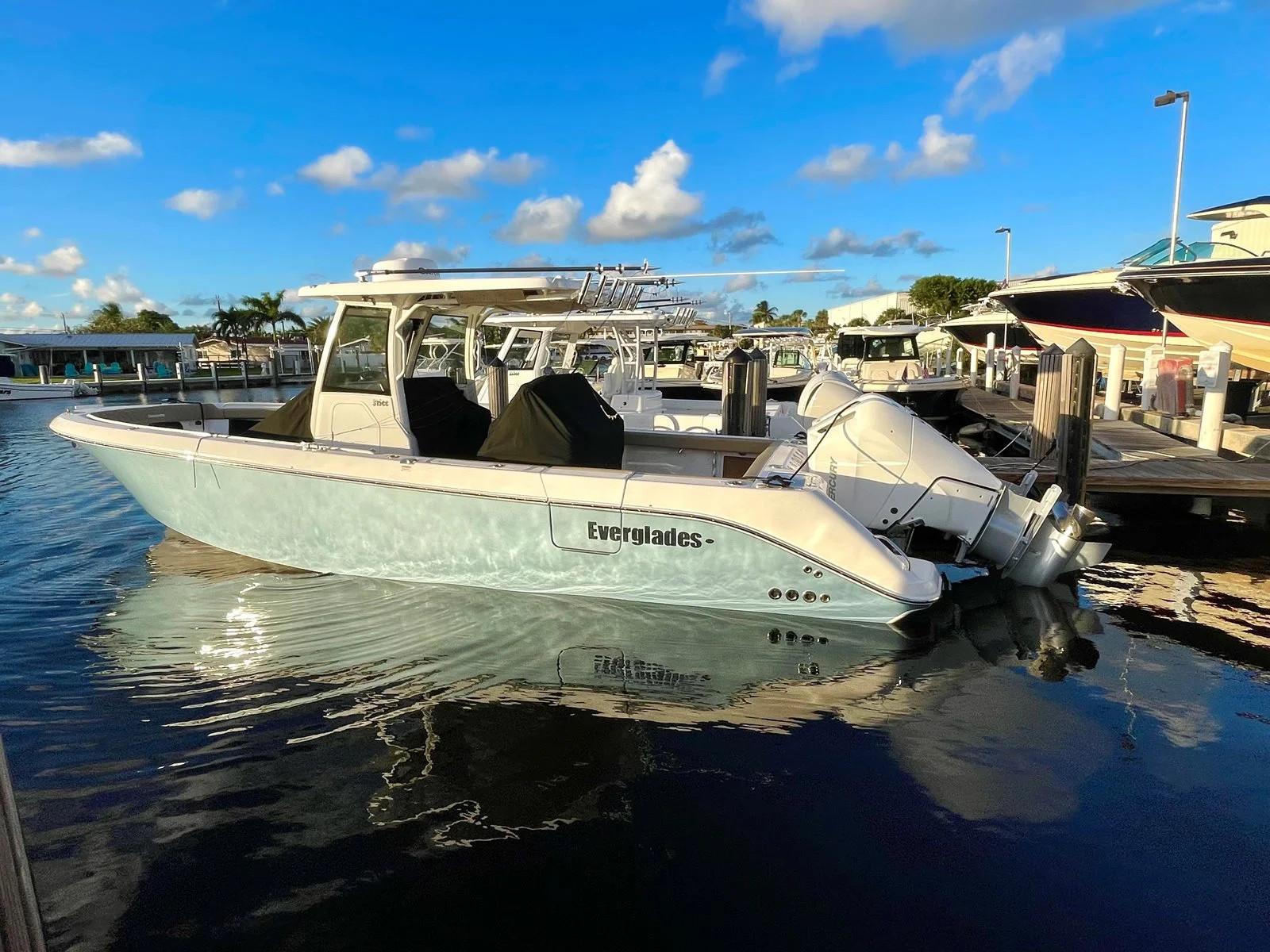 2024 Everglades 315 CC Center Console for sale YachtWorld