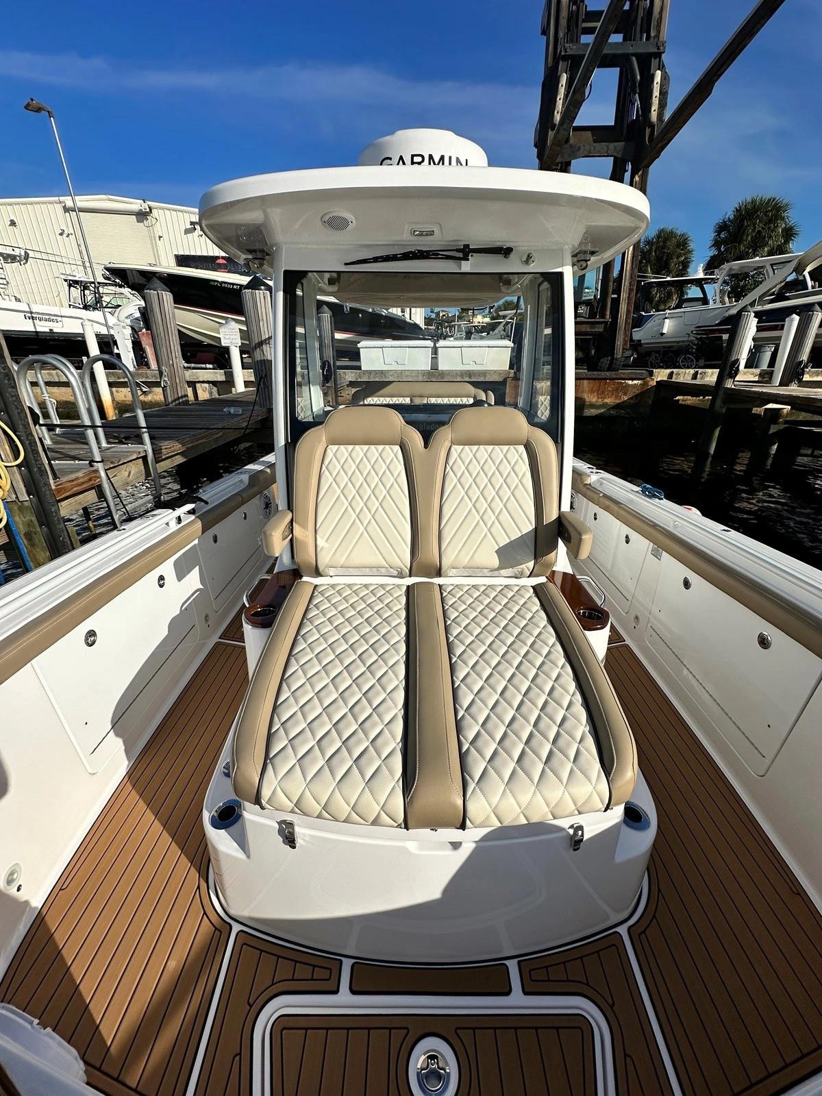2024 Everglades 315 CC Center Console for sale YachtWorld