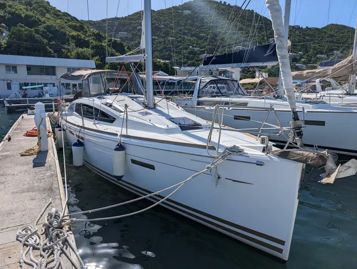 Joyous One Yacht Photos Pics 