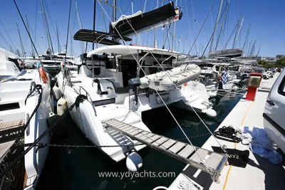 Lagoon 42