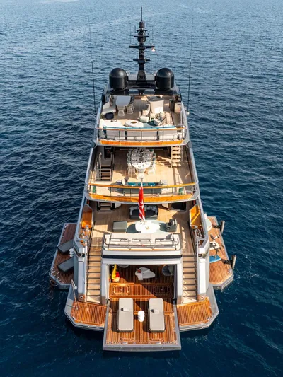 Pandion Pearl Yacht Photos Pics Sanlorenzo 44 Alloy 2021 yacht, luxurious multi-deck design, cruising on open sea.