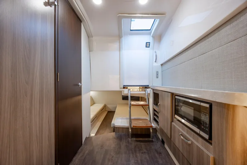 Dream Weaver Yacht Photos Pics 