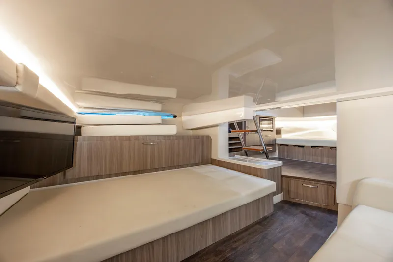 Dream Weaver Yacht Photos Pics 