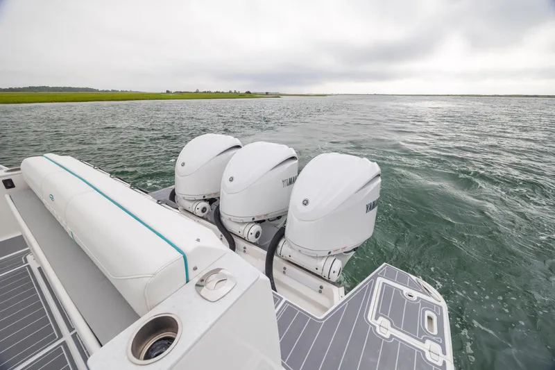 Dream Weaver Yacht Photos Pics 