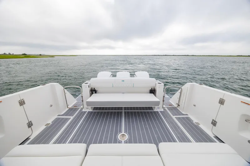 Dream Weaver Yacht Photos Pics 