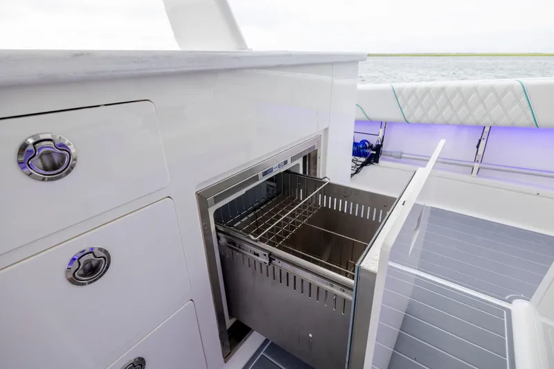 Dream Weaver Yacht Photos Pics 