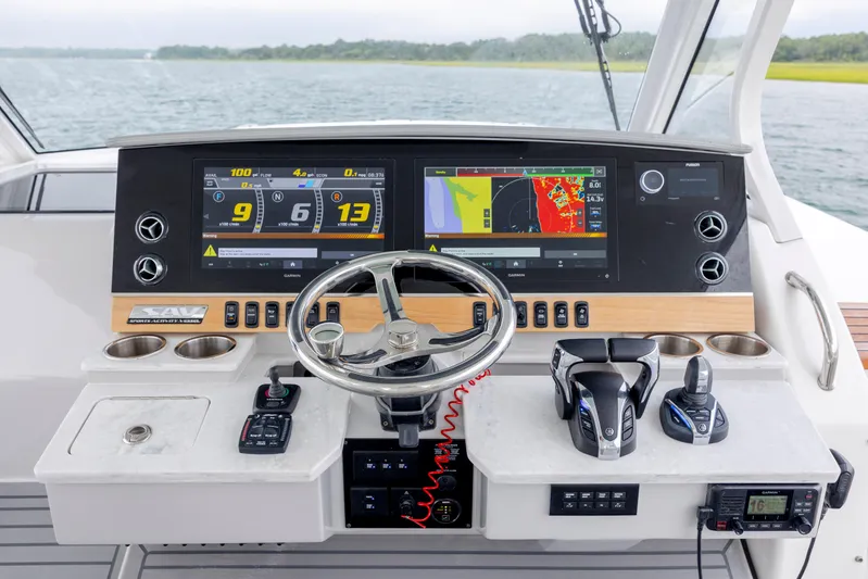 Dream Weaver Yacht Photos Pics 